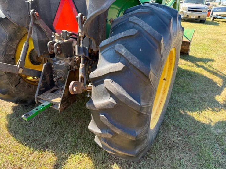 john-deere-5205-image-6