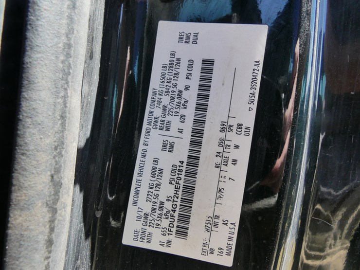 2017-ford-f450-xl-image-14
