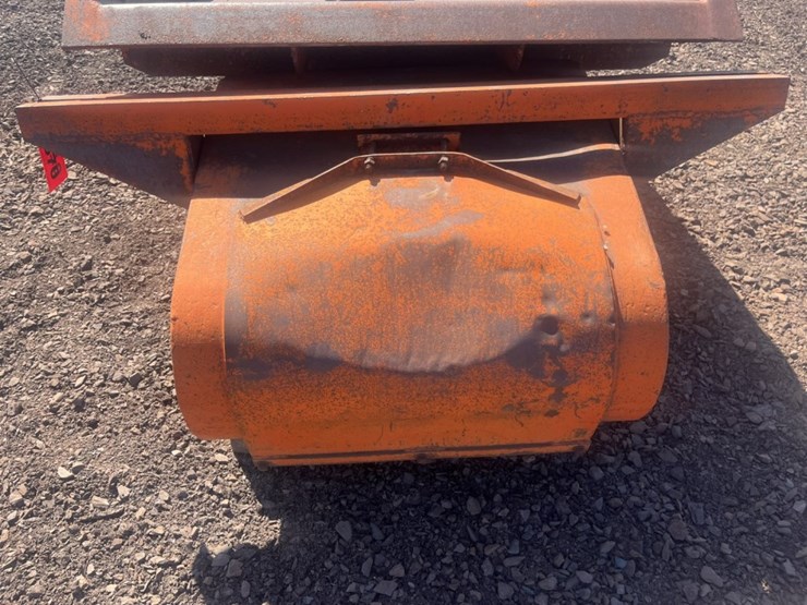#1570-•-approx-4'-syntron-magnetic-feeder-image-9