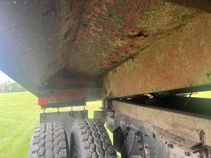 1993-ford-l9000-image-61