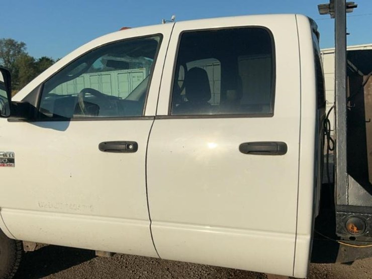 2007-dodge-ram-3500-image-15