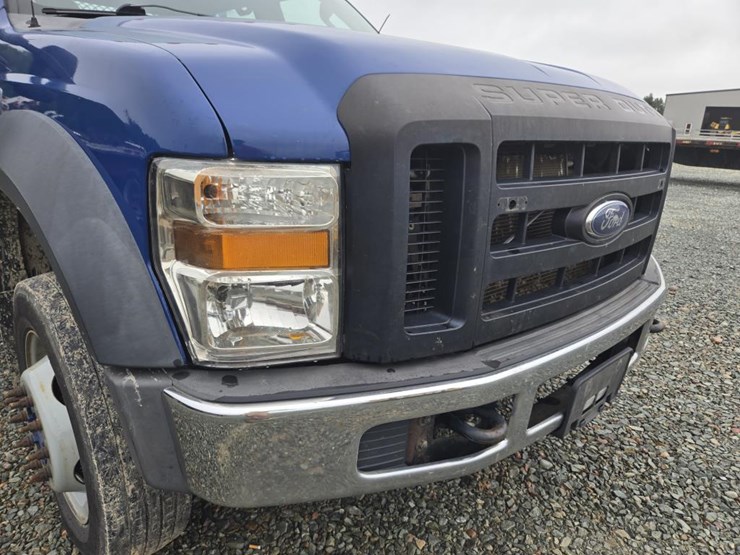 2008-ford-f550-image-9