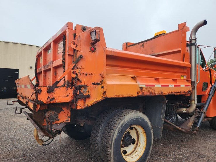 #1648-•-sterling-single-axle-patrol-truck-image-30