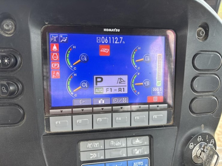 2014-komatsu-d65px-17-image-38
