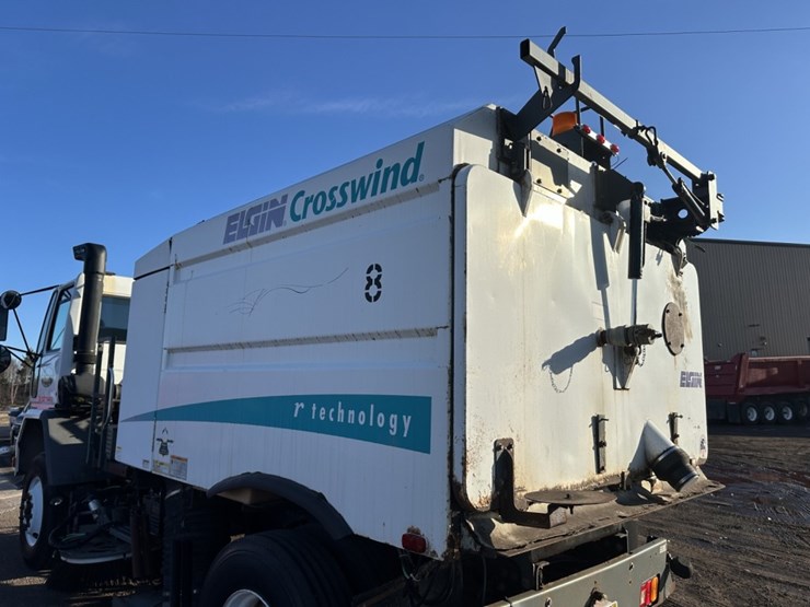 2003-sterling-sc8000-image-15