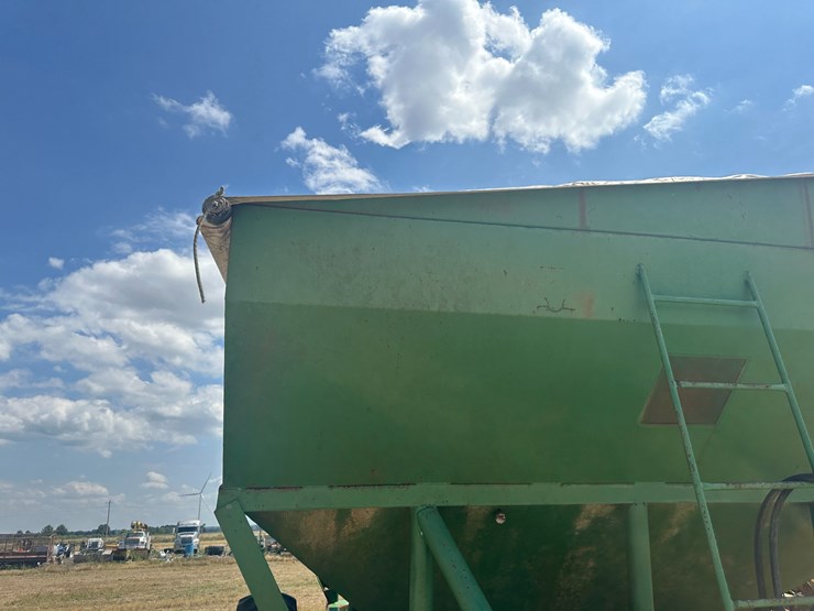 #32193-•-grain-cart-image-32