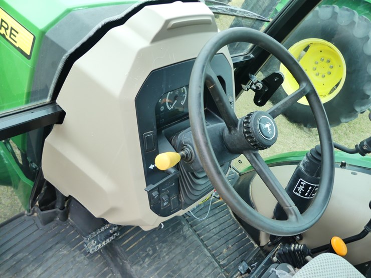 john-deere-5075e-image-18