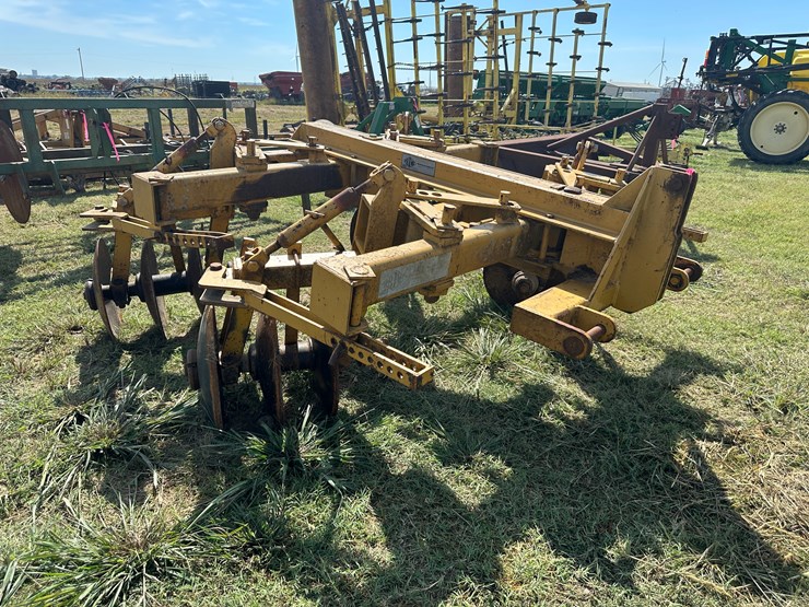 #32162-•-prime-1016-9"-tandem-levee-plow-image-2
