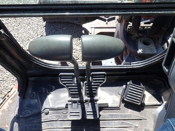 2014-kubota-kx057-4-image-32