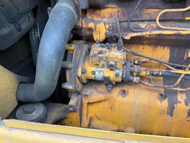 1985-deere-648d-image-94