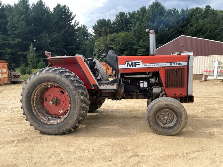 massey-ferguson-2705-image-4