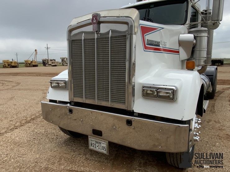 2003-kenworth-w900-image-13
