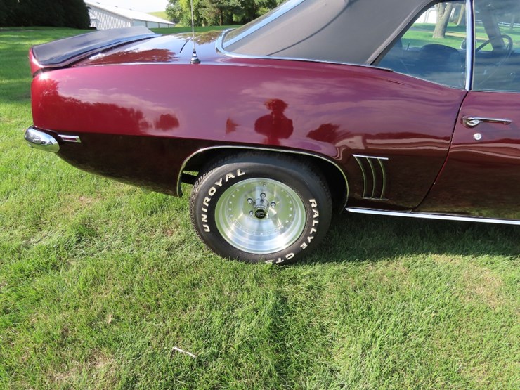 1969-chevrolet-camaro-rs-convertible-image-14