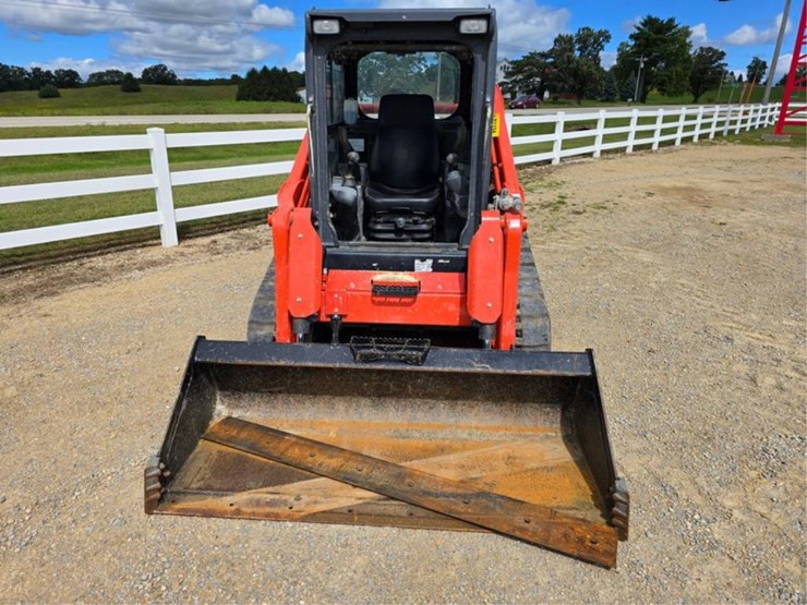 kubota-svl75-2-image-8