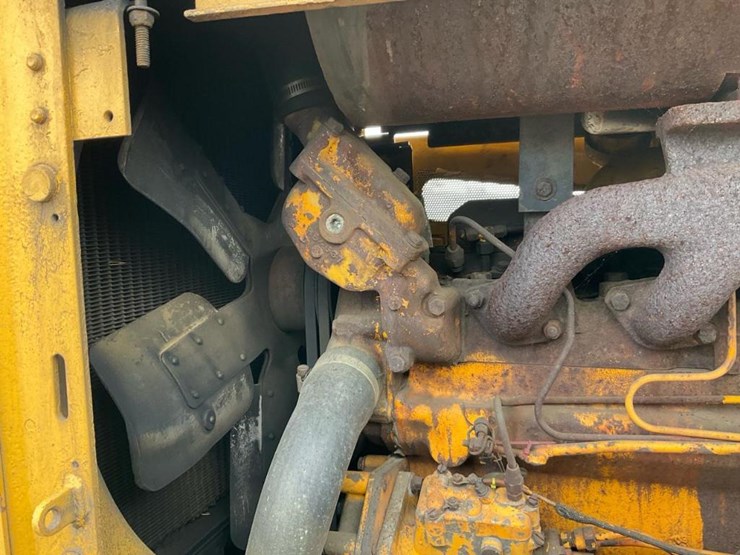 1985-deere-648d-image-95
