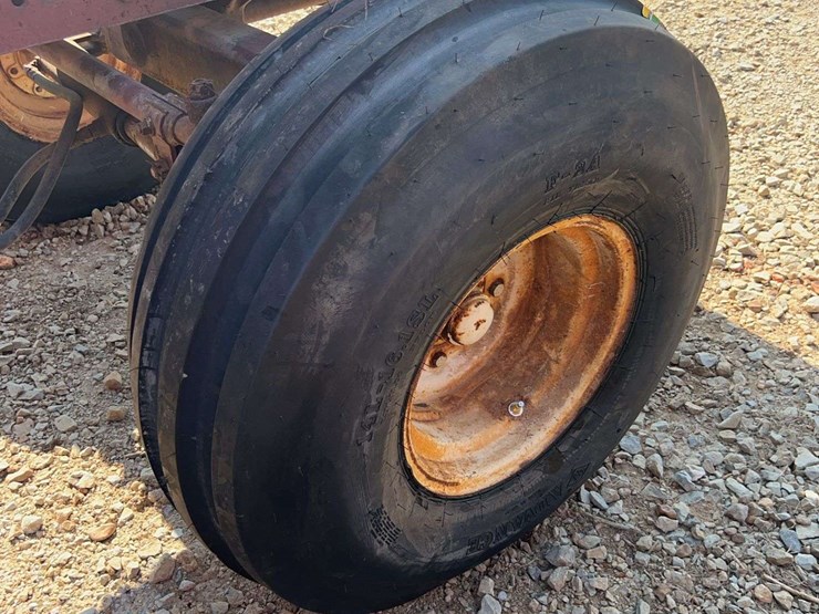 agco-allis-7060-image-24