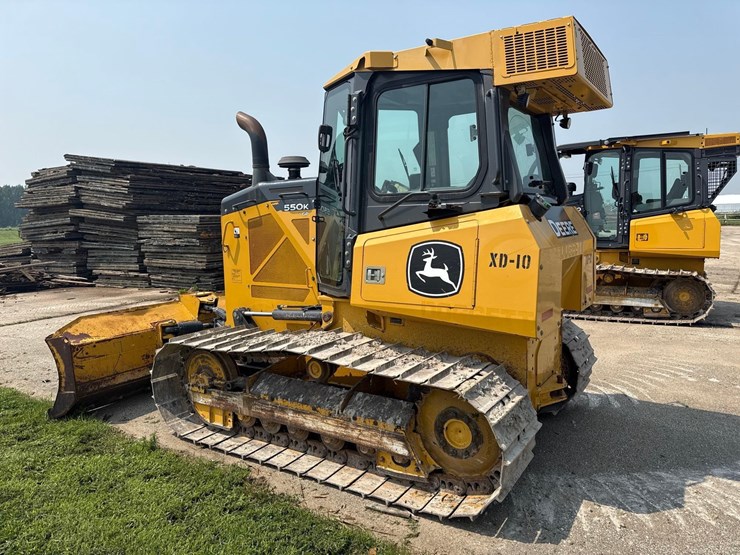 2021-deere-550k-lgp-image-3