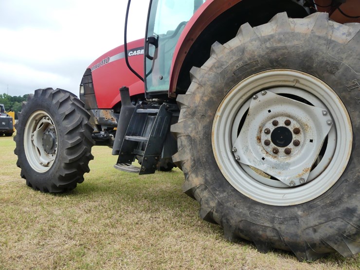 case-ih-mxu110-image-9