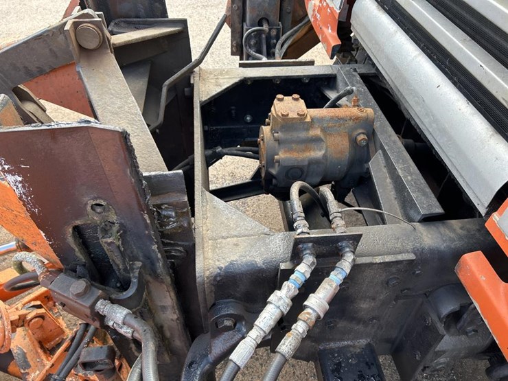 2002-caterpillar-3126-image-17