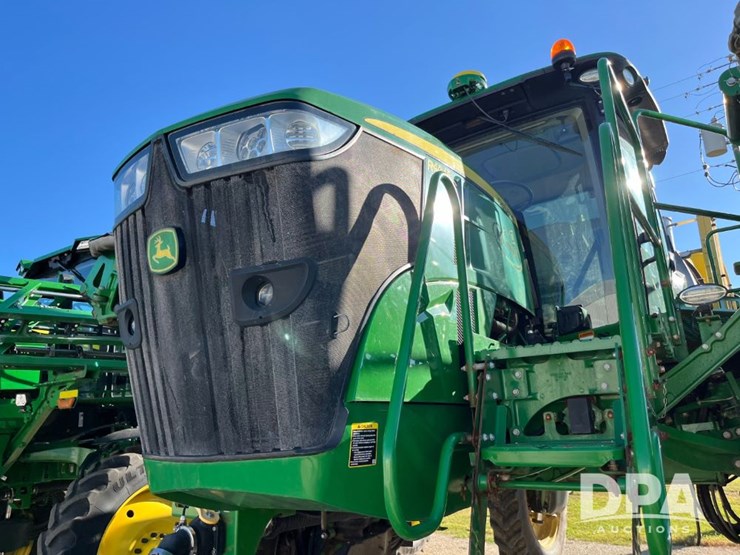 2019-john-deere-r4045-image-19