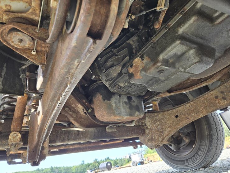 2006-ford-f550-image-37