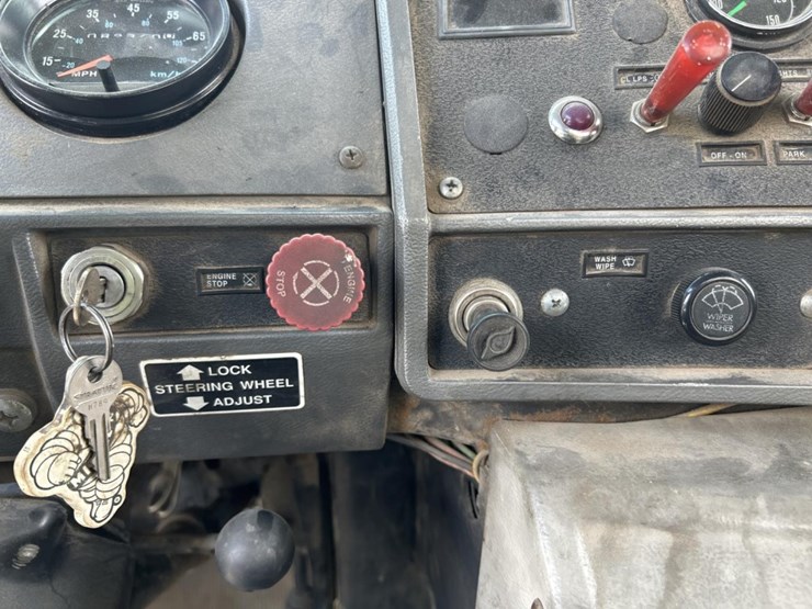 1994-mack-dm688s-image-64