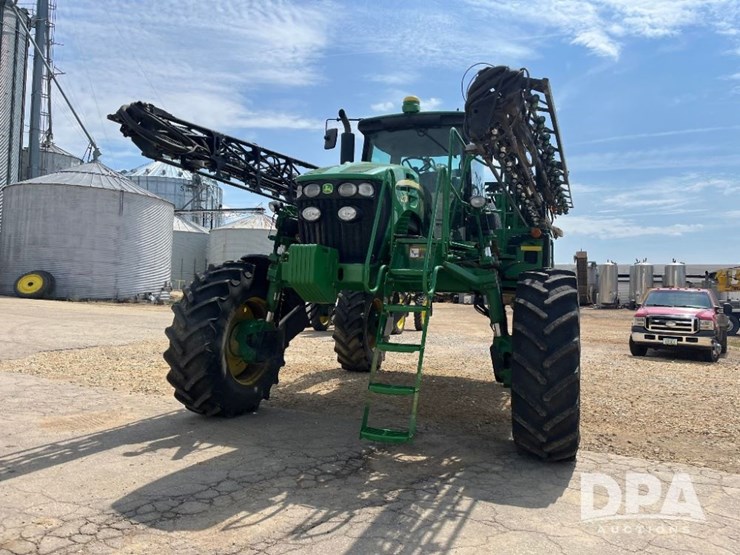 2014-john-deere-4730-image-2