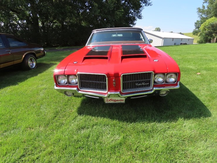 1971-cutlass-supreme-convertible-image-2