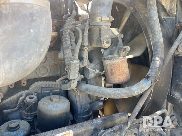 2013-kenworth-t660-image-97