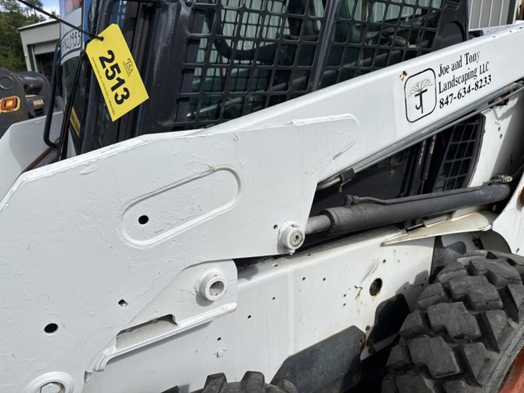 2003-bobcat-s160-image-14