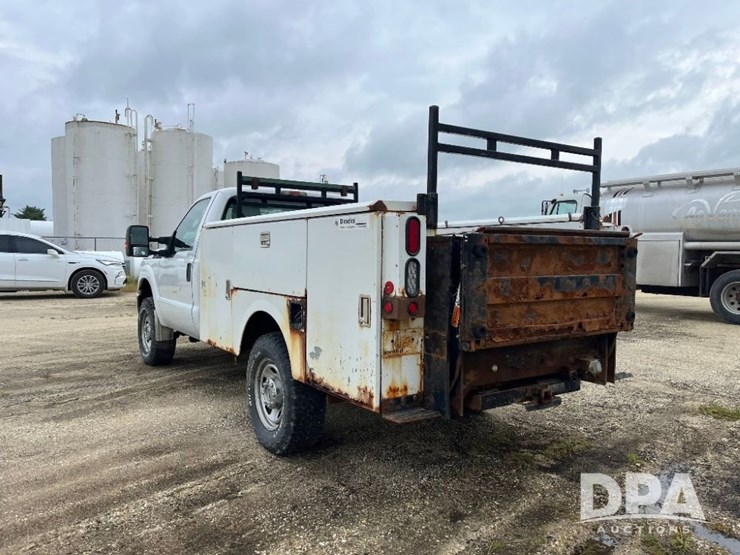 2012-ford-f350-image-12
