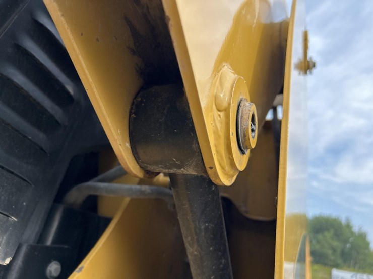 caterpillar-279c2-image-14