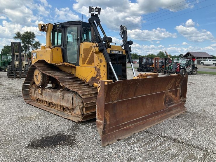 2012-caterpillar-d6t-lgp-image-7