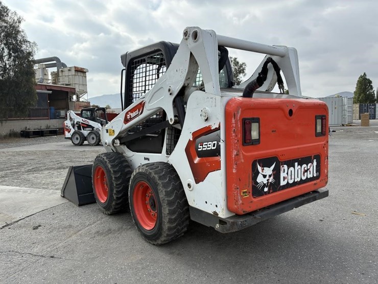 2021-bobcat-s590-image-4