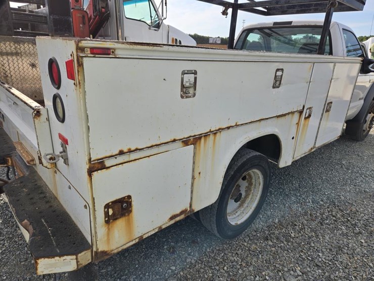 2006-ford-f550-image-20