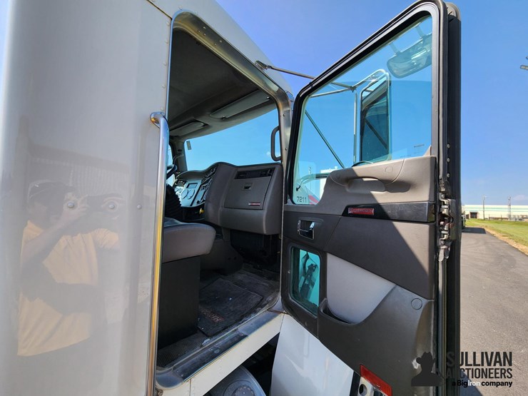 2014-kenworth-t270-image-20