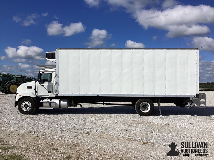 2022-mack-md6-image-8