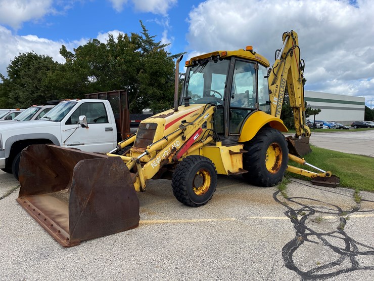 new-holland-lb75b-image-1