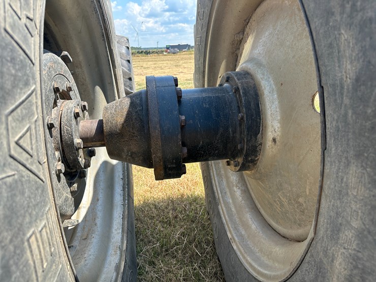 #32185-•-1995-case-international-7250-mfwd-tractor-jja0056887-image-13