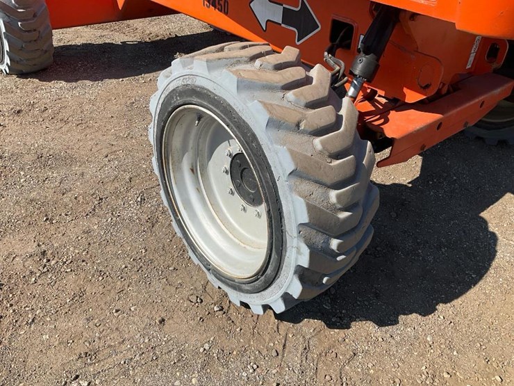 2010-jlg-m600jp-image-10