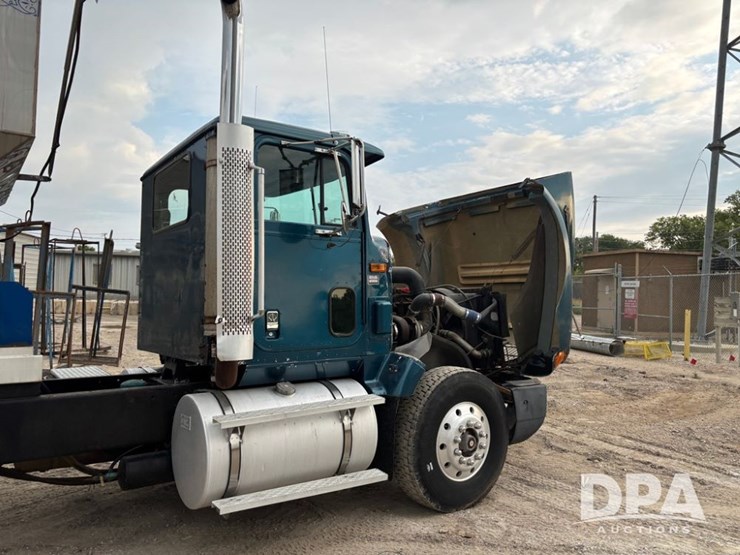 1995-ihc-9400-dry-tender-truck-(pz13881)-image-51