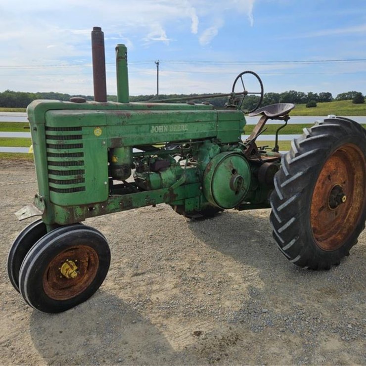 JOHN DEERE A