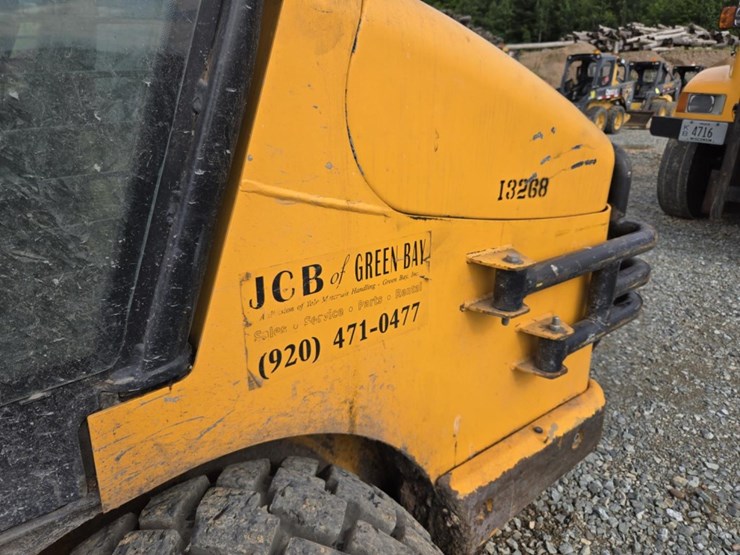 2010-jcb-180-image-25