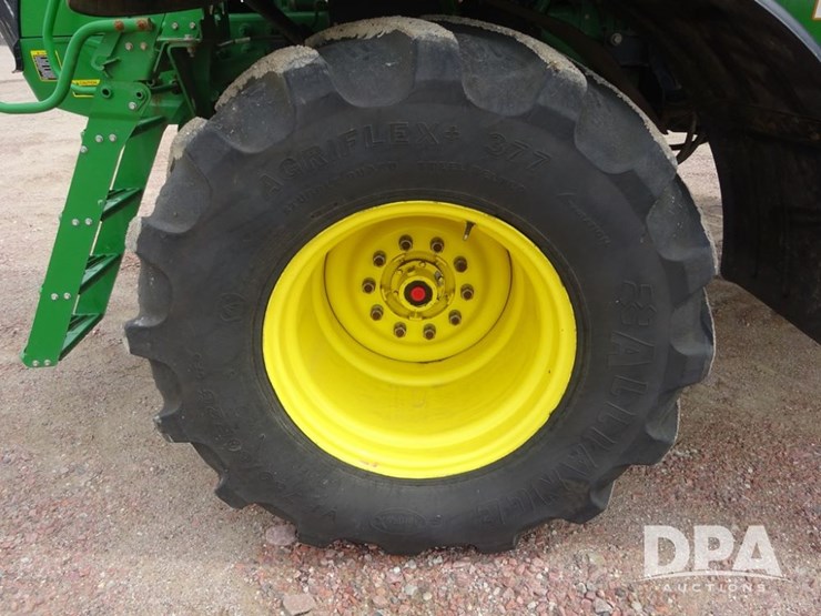 2019-john-deere-f4365-image-46