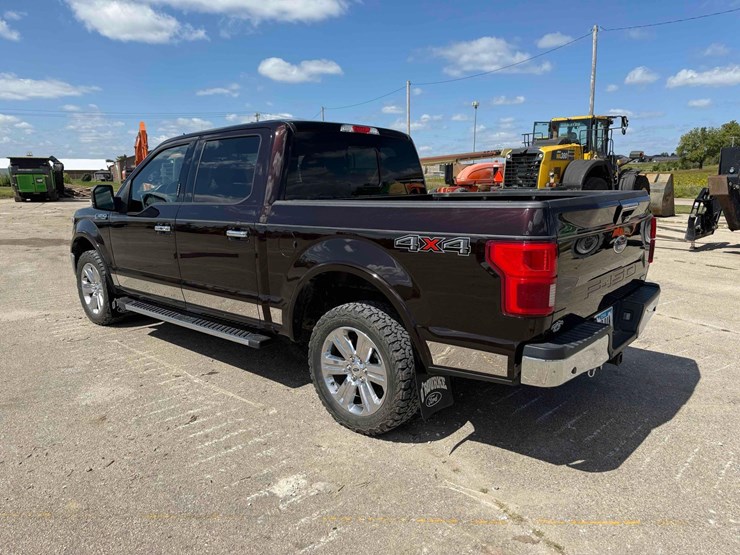 2020-ford-f150-lariat-image-3