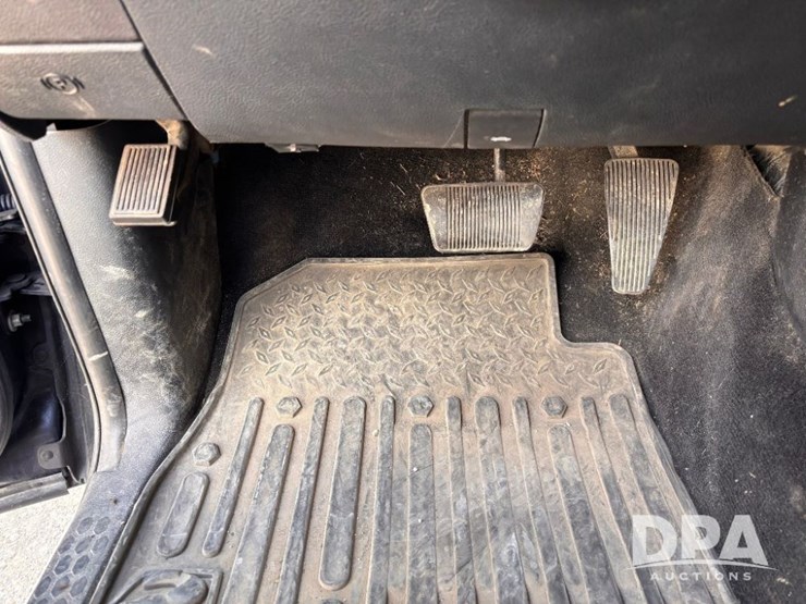 2016-dodge-ram-1500-image-76