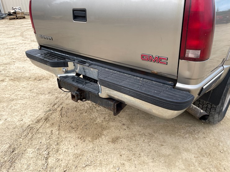1999-gmc-2500-image-22