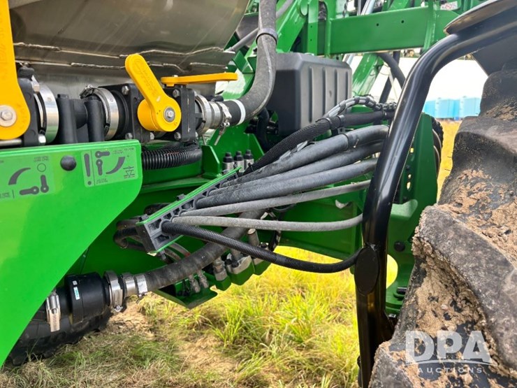 2025-john-deere-616r-image-47