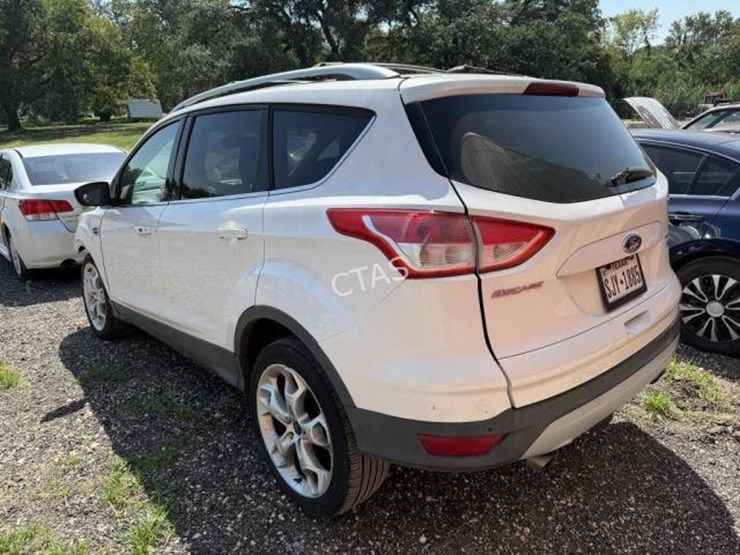 2013-ford-escape-titanium-image-5