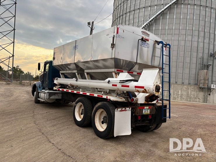 1995-ihc-9400-dry-tender-truck-(pz13881)-image-12